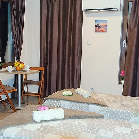 Flora Beach 3 * 布尔加斯